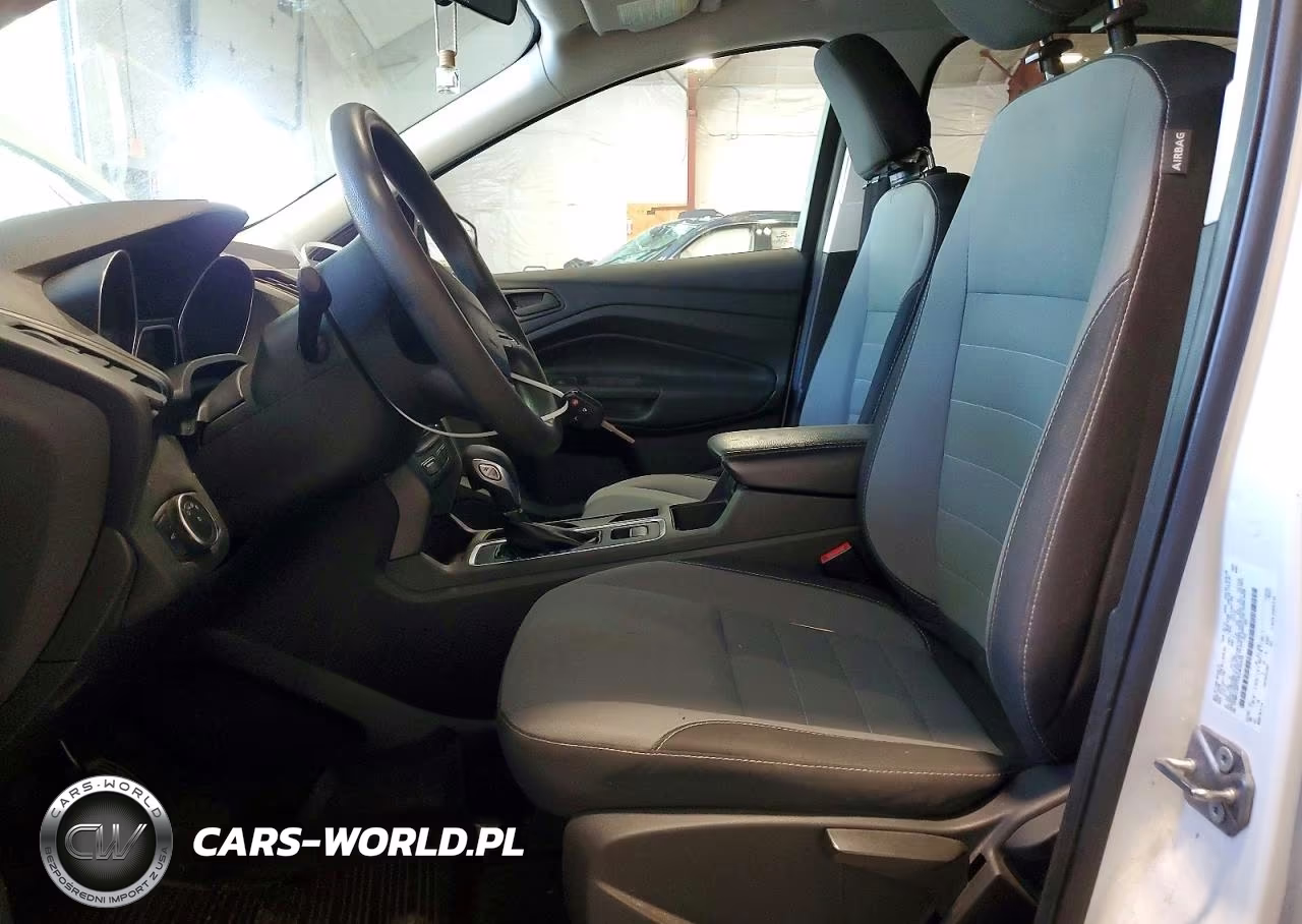 2019 Ford Escape S VIN:1FMCU0F71KUB36439 - 7
