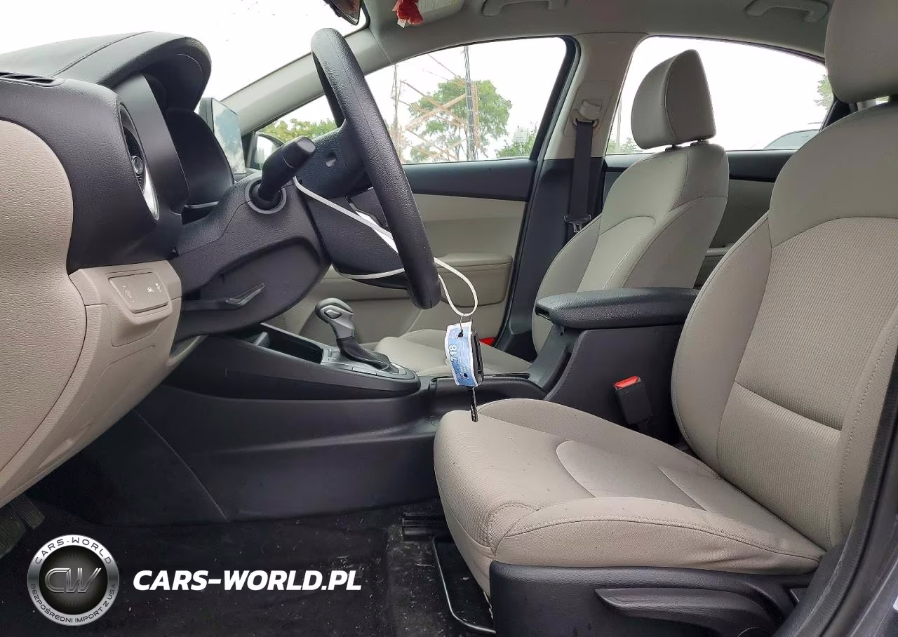 2021 Kia Forte Lxs VIN:3KPF24AD9ME389327 - 7