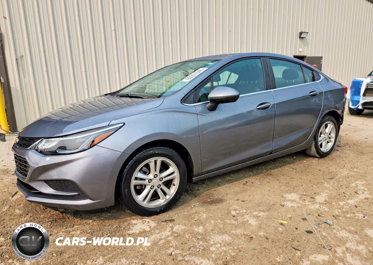 2018 Chevrolet Cruze Lt – zdjęcie 1 z 12