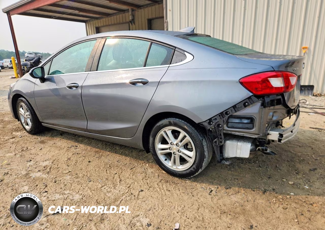 2018 Chevrolet Cruze Lt VIN:1G1BE5SM5J7179760 - 2