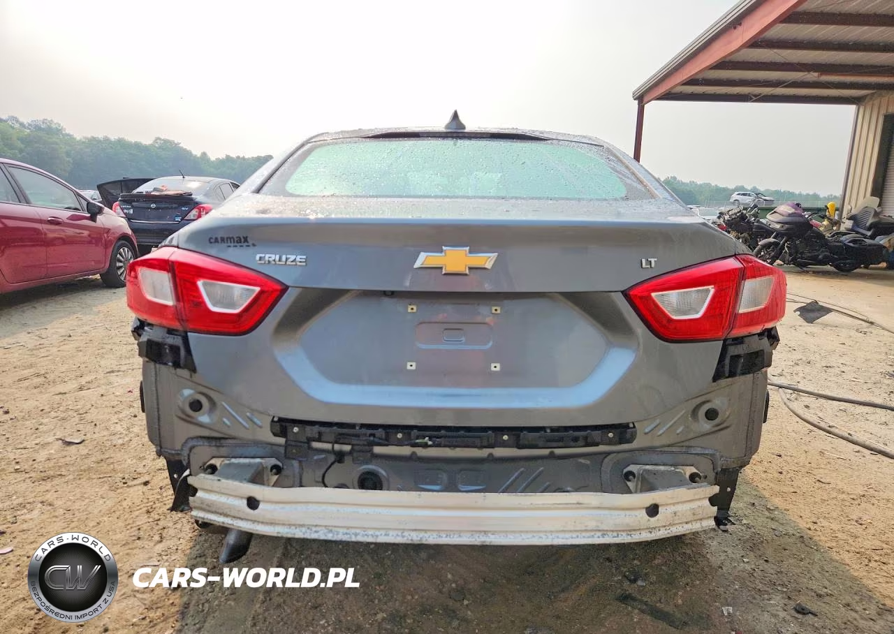 2018 Chevrolet Cruze Lt VIN:1G1BE5SM5J7179760 - 6