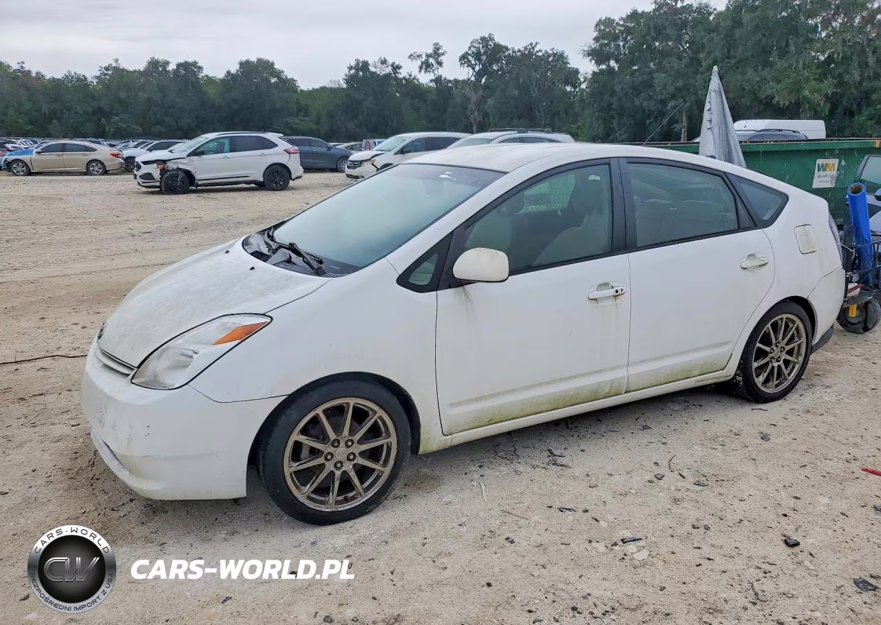 2005 Toyota Prius Base