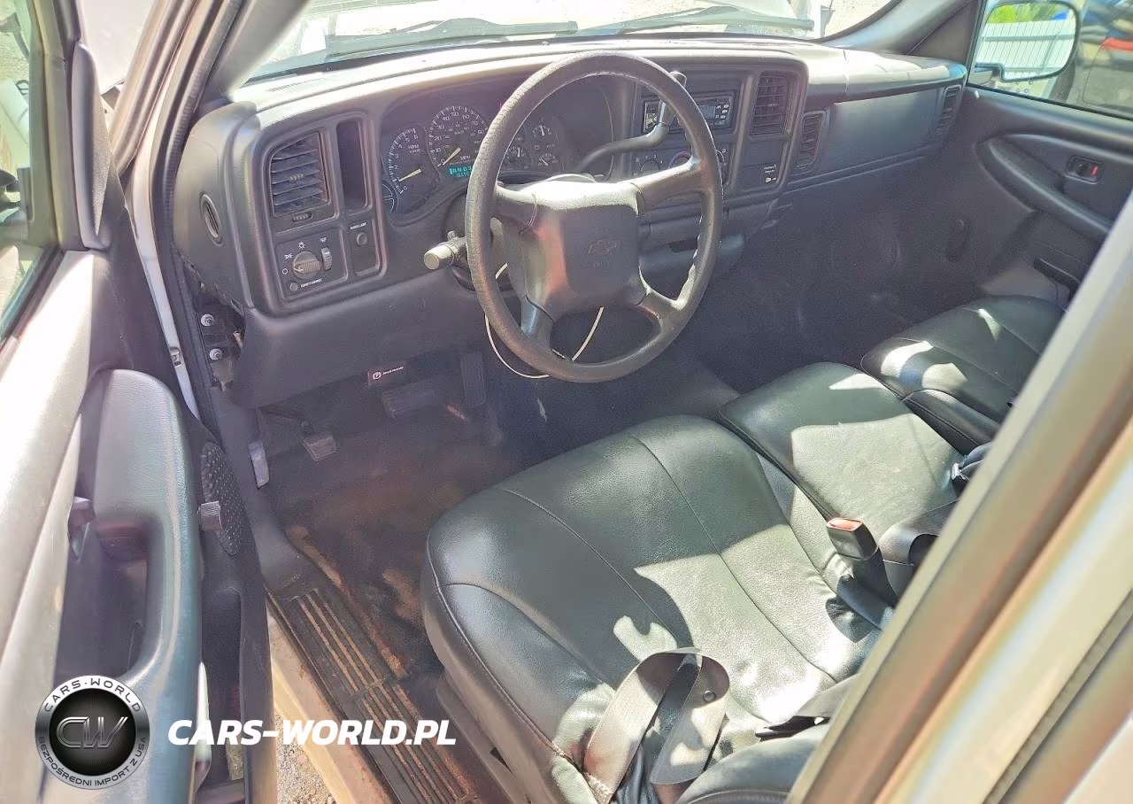 2000 Chevrolet Silverado C1500 VIN:1GCEC14W9YE282168 - 8