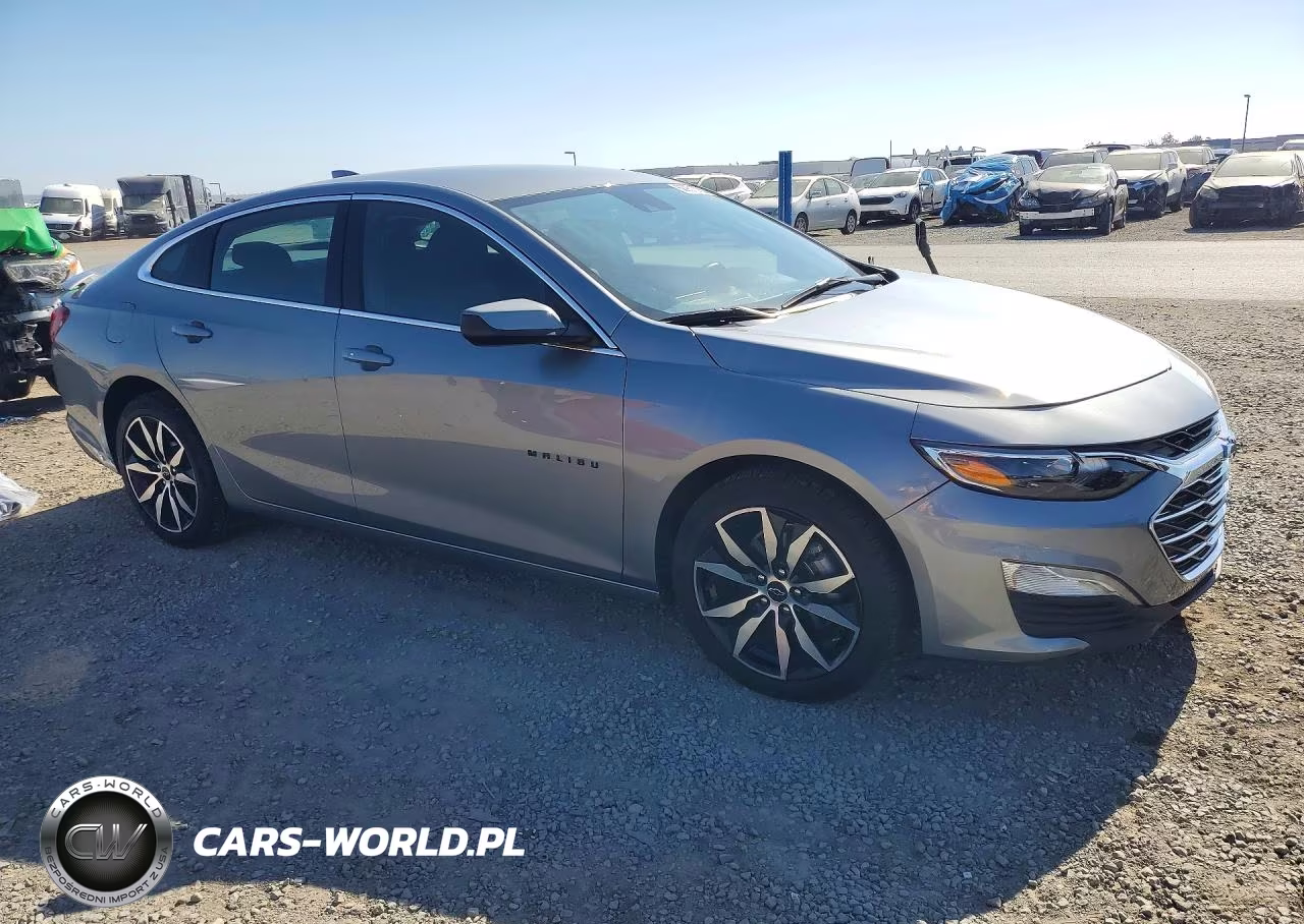 2025 Chevrolet Malibu Rs VIN:1G1ZG5ST8SF109161 - 4