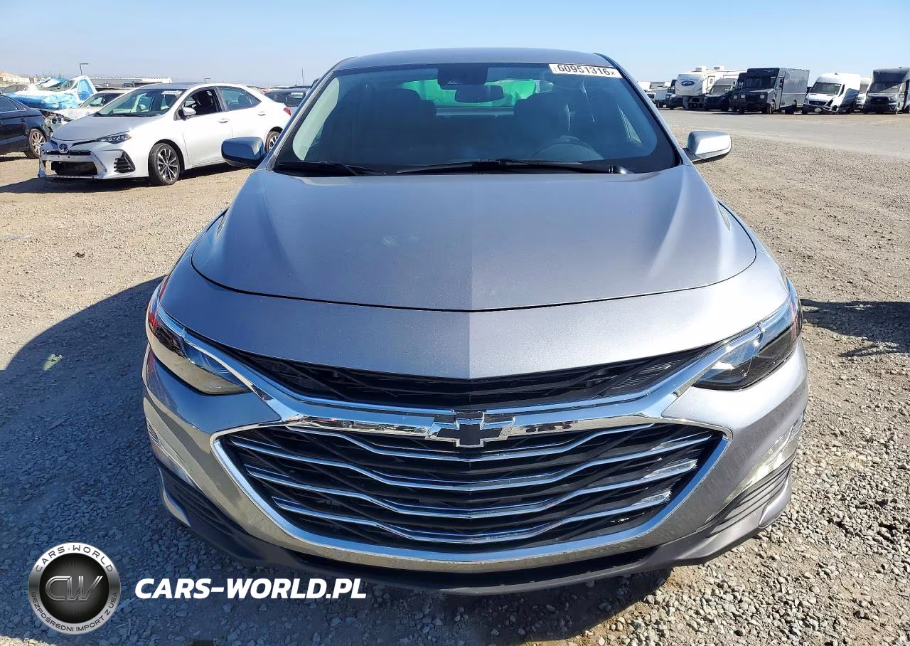 2025 Chevrolet Malibu Rs VIN:1G1ZG5ST8SF109161 - 5