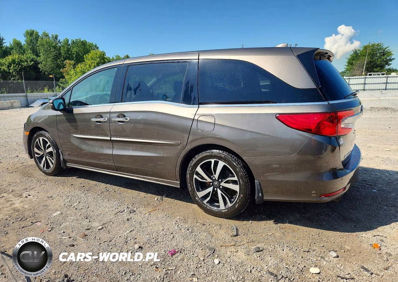 2018 Honda Odyssey Elite VIN:5FNRL6H91JB019731 - 2