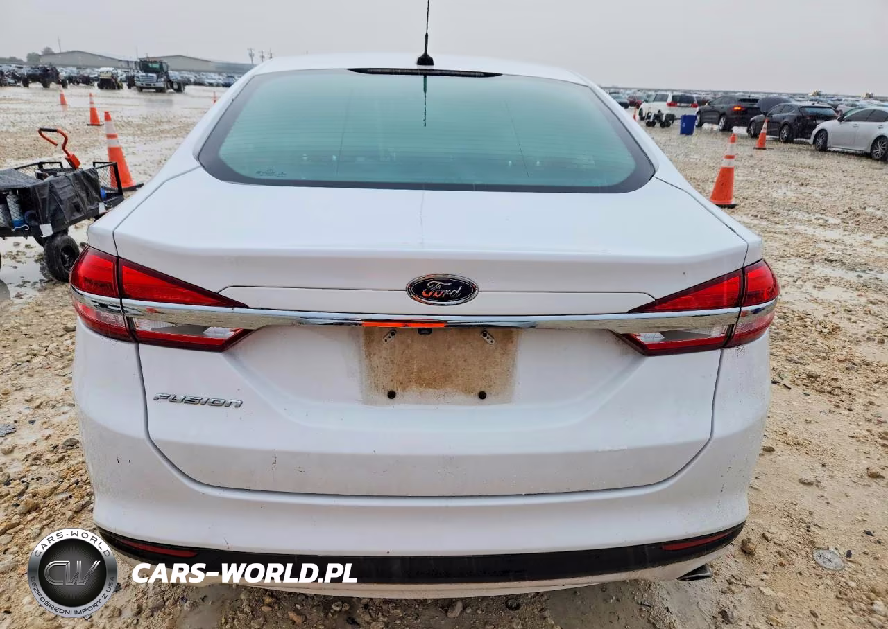 2017 Ford Fusion S VIN:3FA6P0G79HR109826 - 6