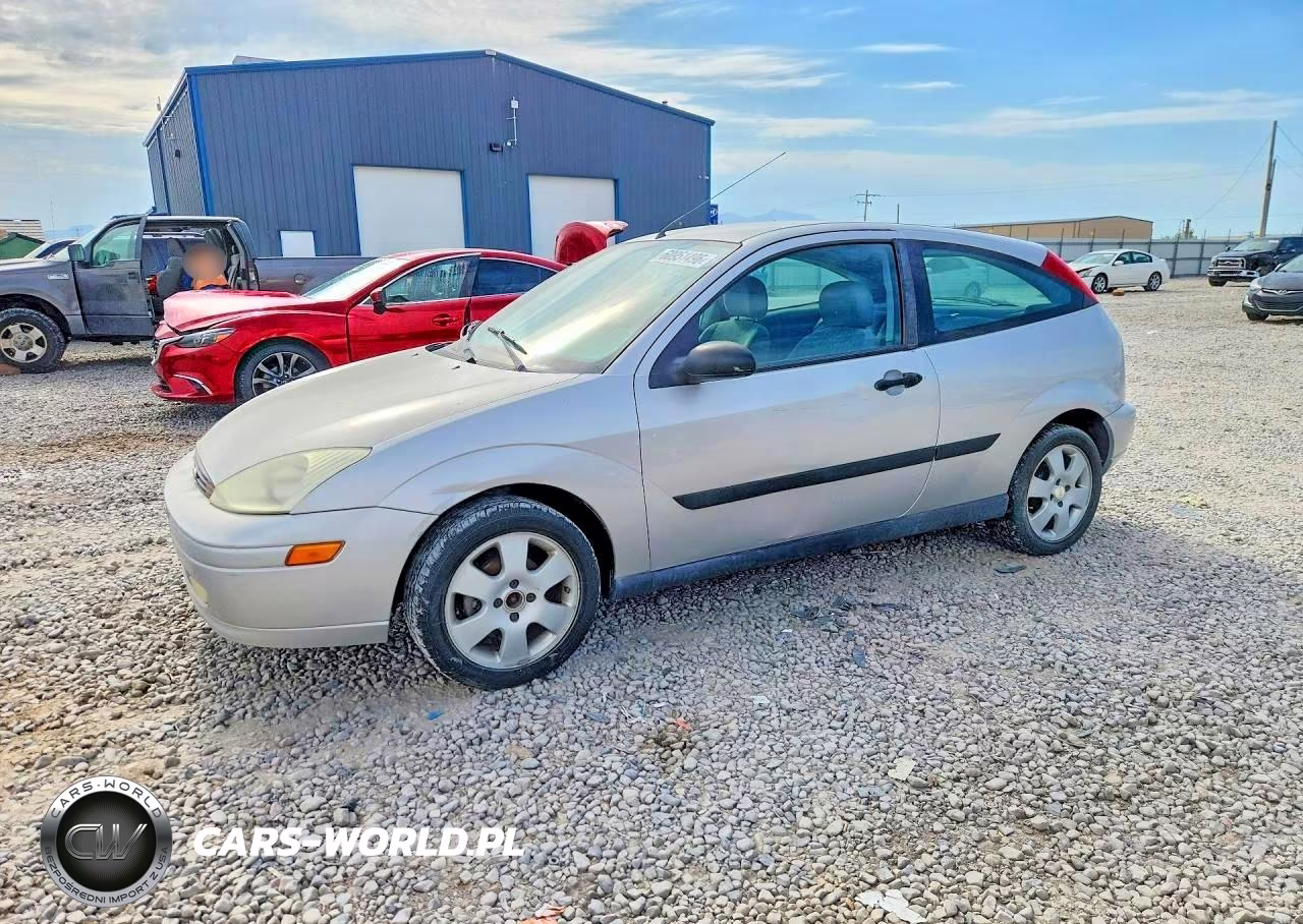 2002 Ford Focus Zx3 VIN:3FAFP31332R168840 - 1