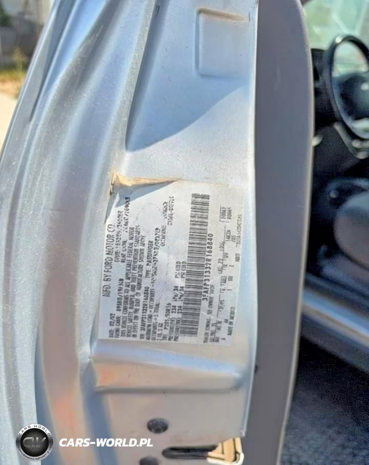 2002 Ford Focus Zx3 VIN:3FAFP31332R168840 - 12