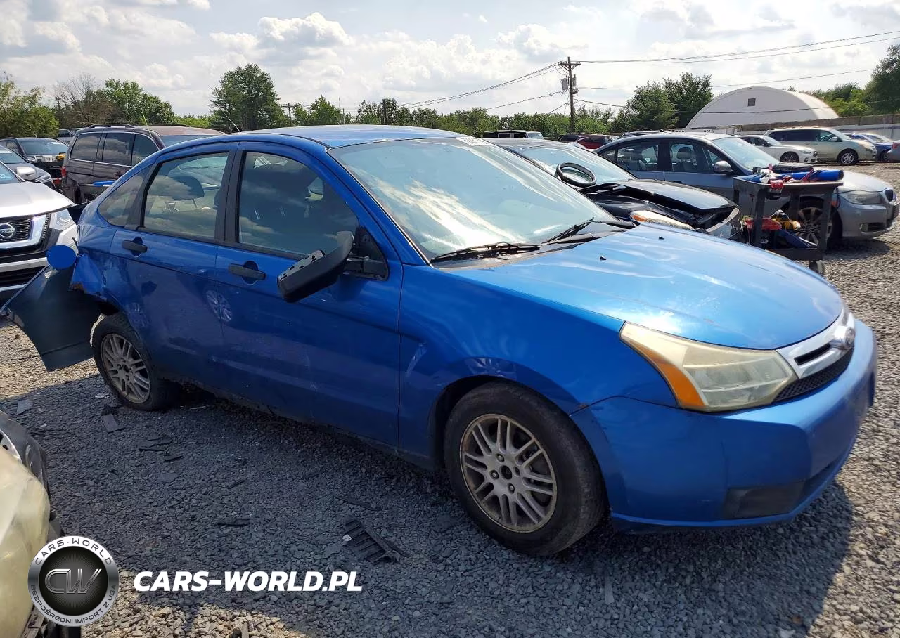 2010 Ford Focus Se VIN:1FAHP3FN8AW275266 - 4