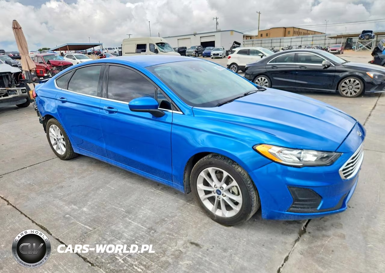 2020 Ford Fusion Se VIN:3FA6P0HD4LR110976 - 4