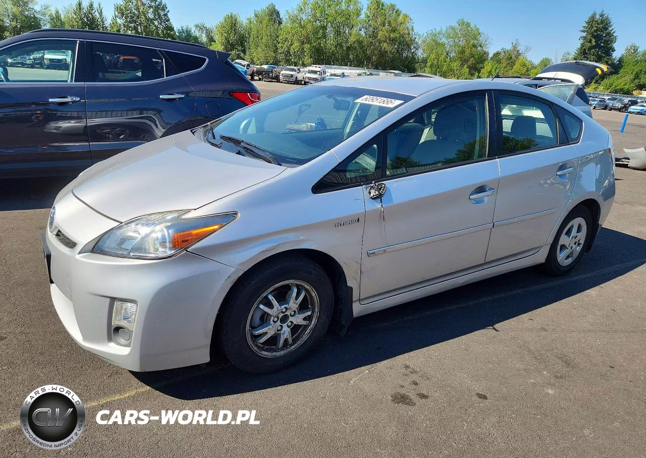 2011 Toyota Prius Three