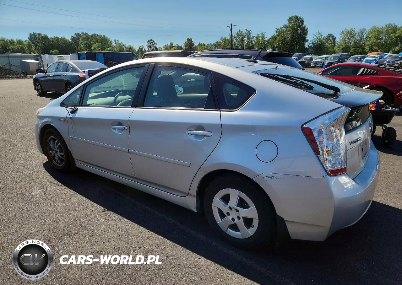 2011 Toyota Prius Three VIN:JTDKN3DU2B5349384 - 2