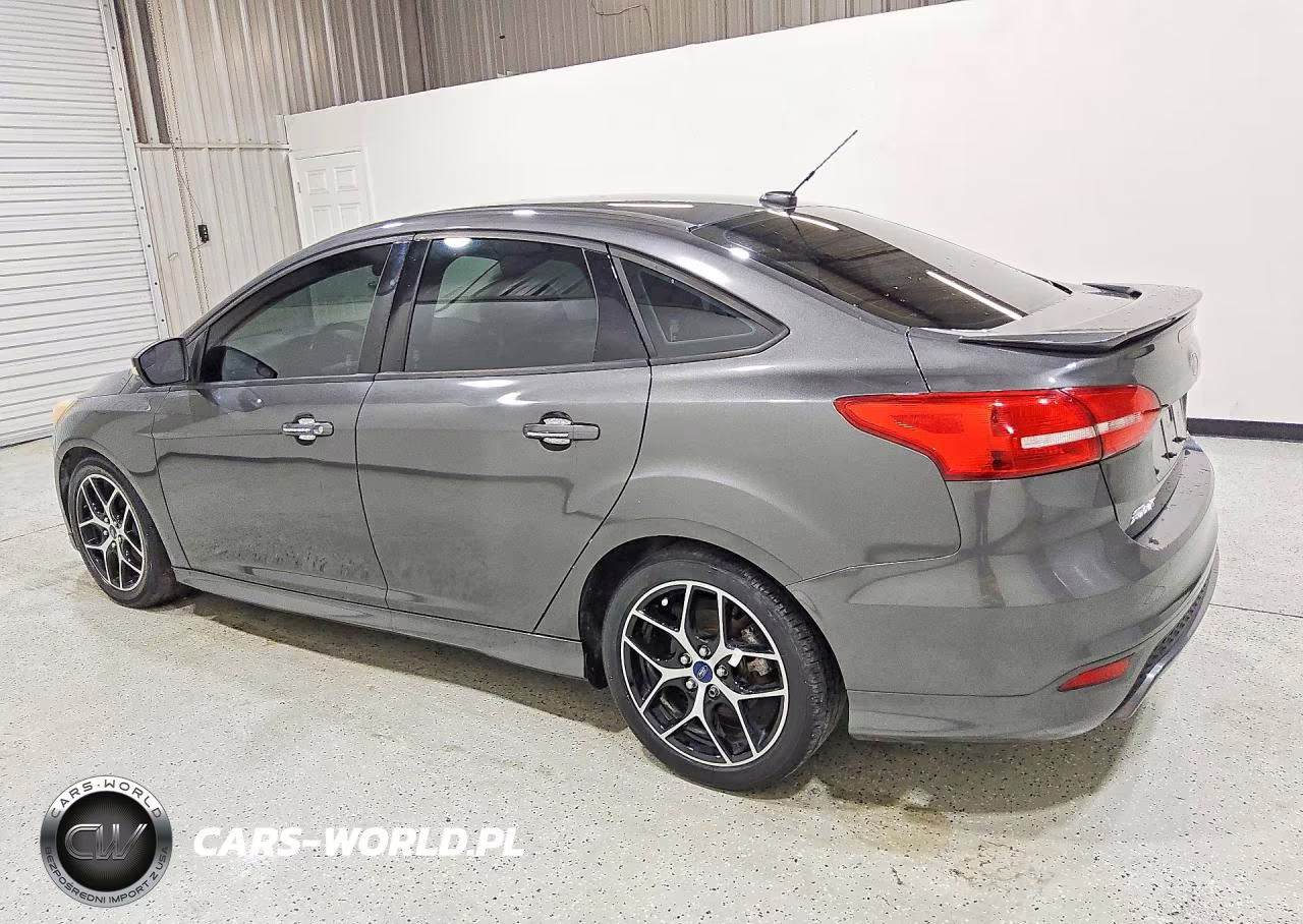 2015 Ford Focus Se VIN:1FADP3F20FL267238 - 2