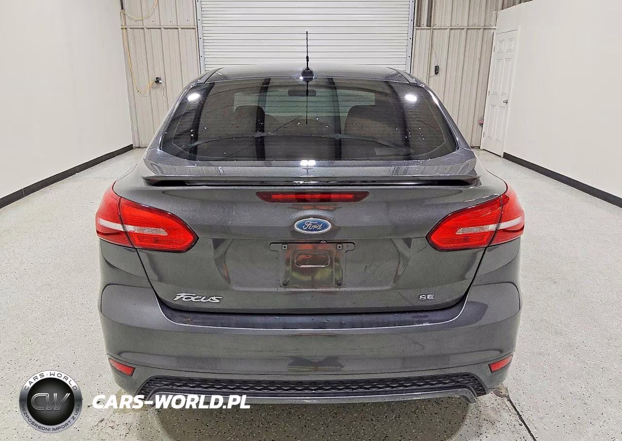 2015 Ford Focus Se VIN:1FADP3F20FL267238 - 6