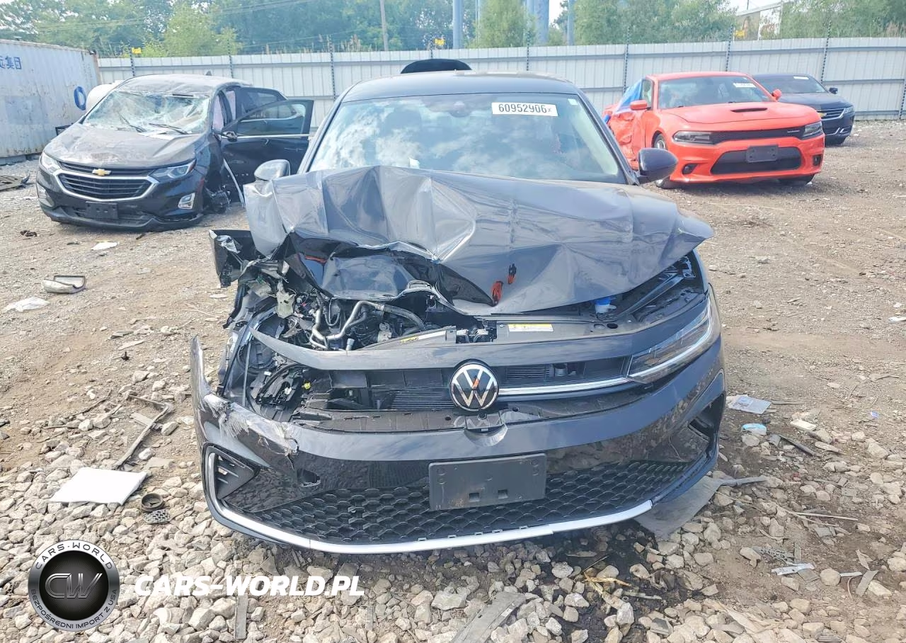 2025 Volkswagen Jetta S VIN:3VW5X7BU2SM065424 - 5