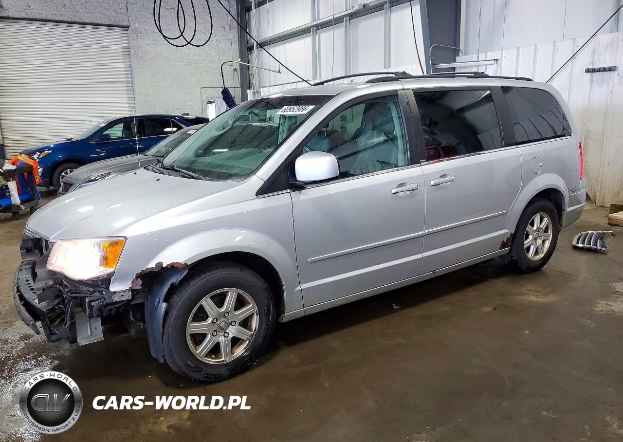 2008 Chrysler Town & Country Touring