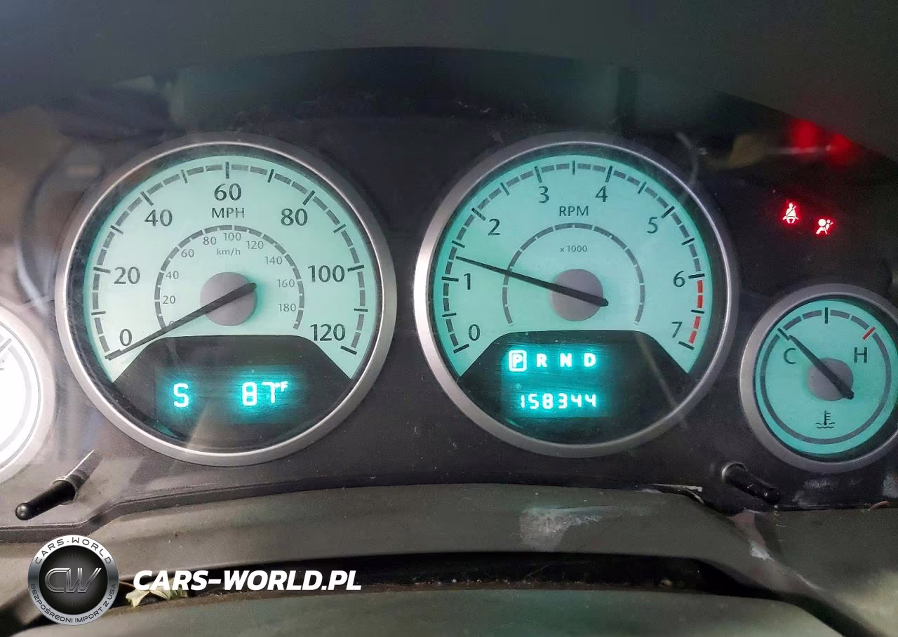2008 Chrysler Town & Country Touring VIN:2A8HR54P58R648733 - 9
