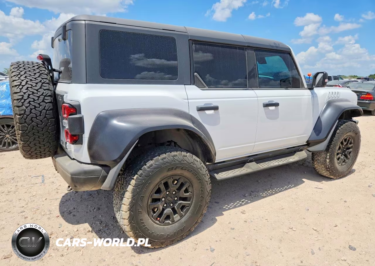 2023 Ford Bronco Raptor VIN:1FMEE5JR4PLB07364 - 3
