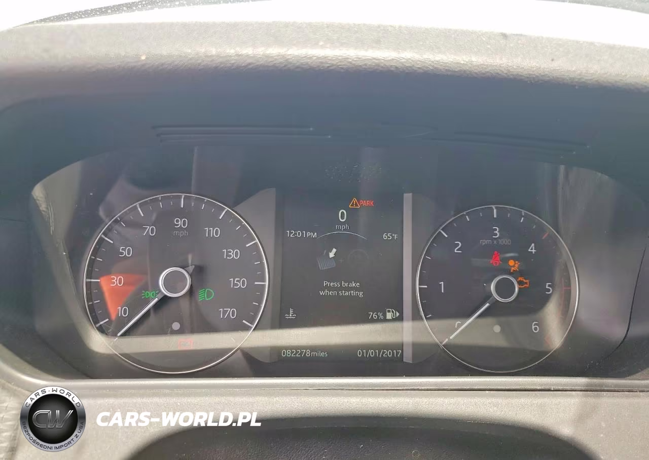 2018 Land Rover Range Rover Velar S VIN:SALYB2RNXJA733149 - 9