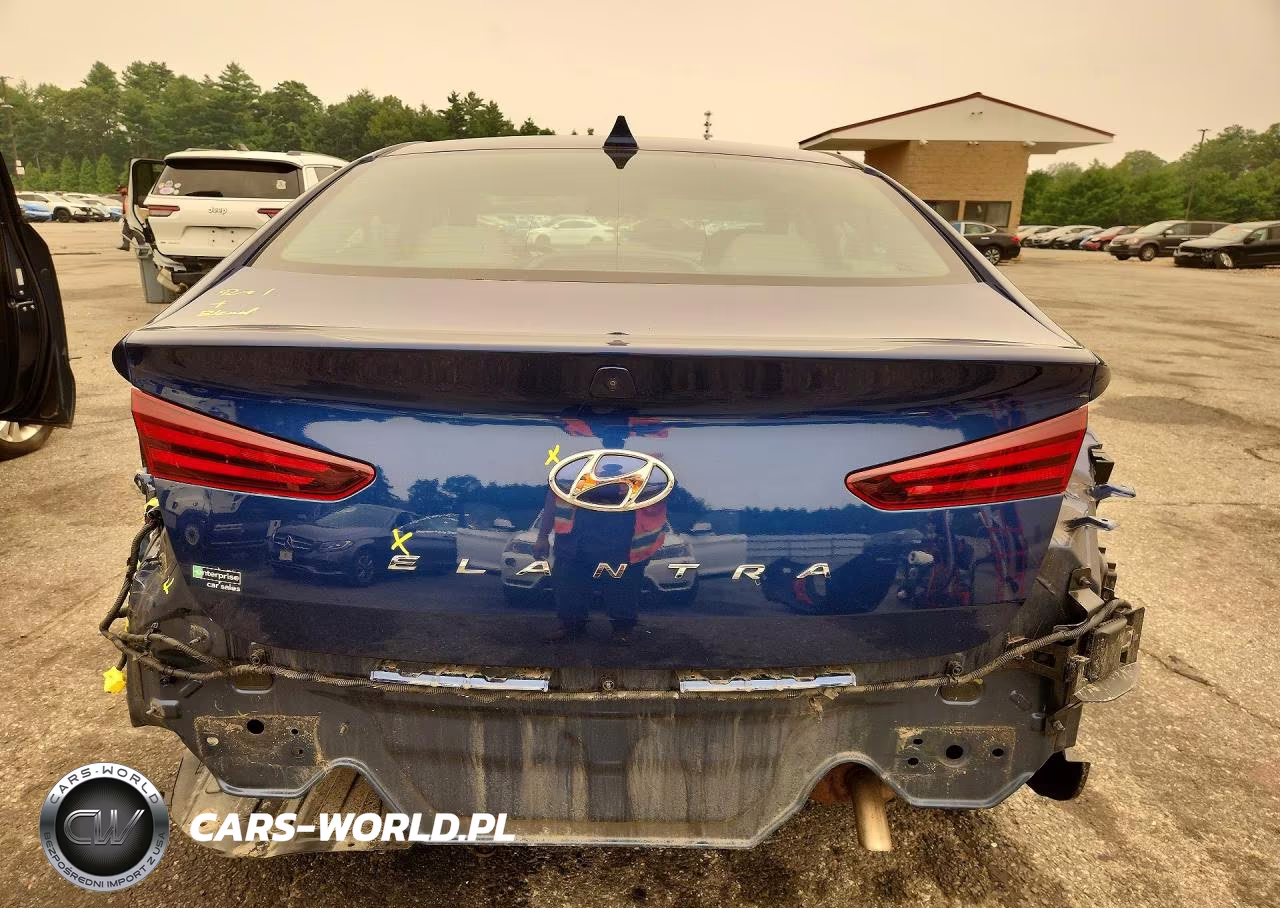 2020 Hyundai Elantra Sel VIN:5NPD84LF9LH625862 - 6
