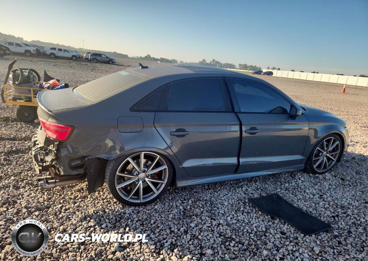 2017 Audi S3 VIN:WAUB1HFF1H1080945 - 3