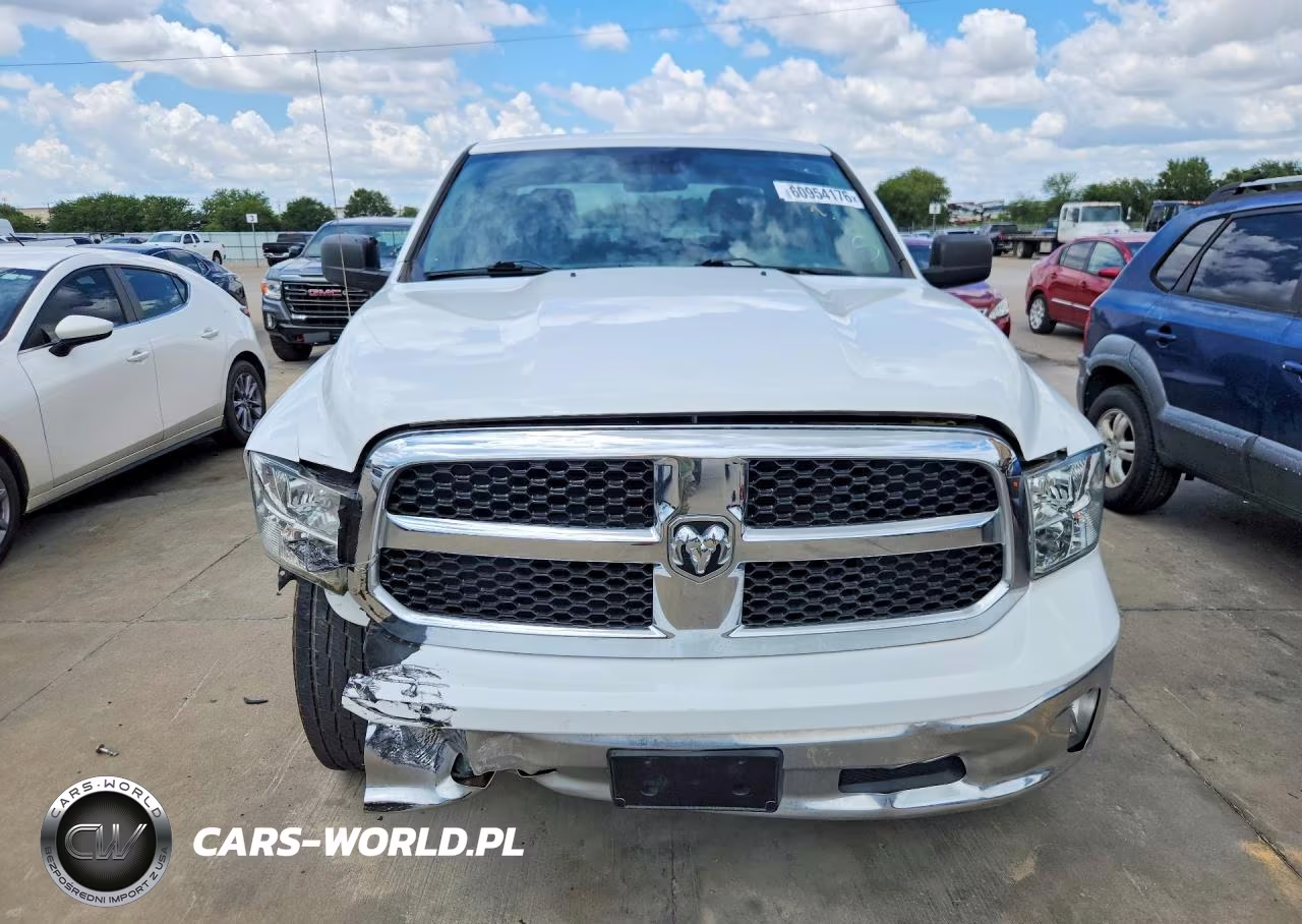 2019 Ram 1500 Classic Tradesman VIN:1C6RR6FGXKS524243 - 5
