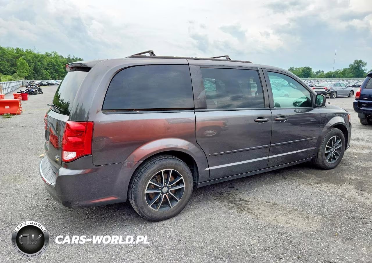 2017 Dodge Grand Caravan Gt VIN:2C4RDGEGXHR681330 - 3