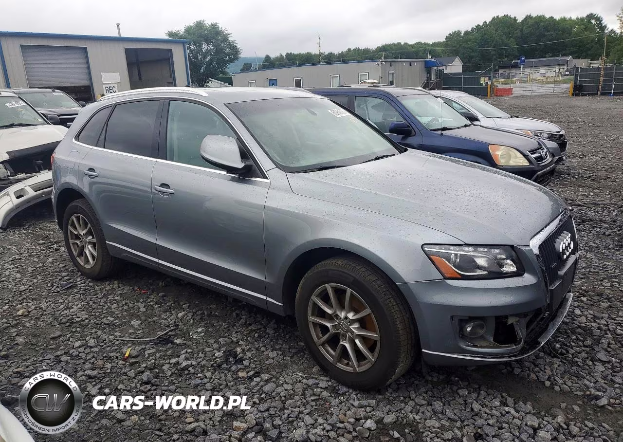 2011 Audi Q5 Premium Plus VIN:WA1LFAFP7BA102831 - 4
