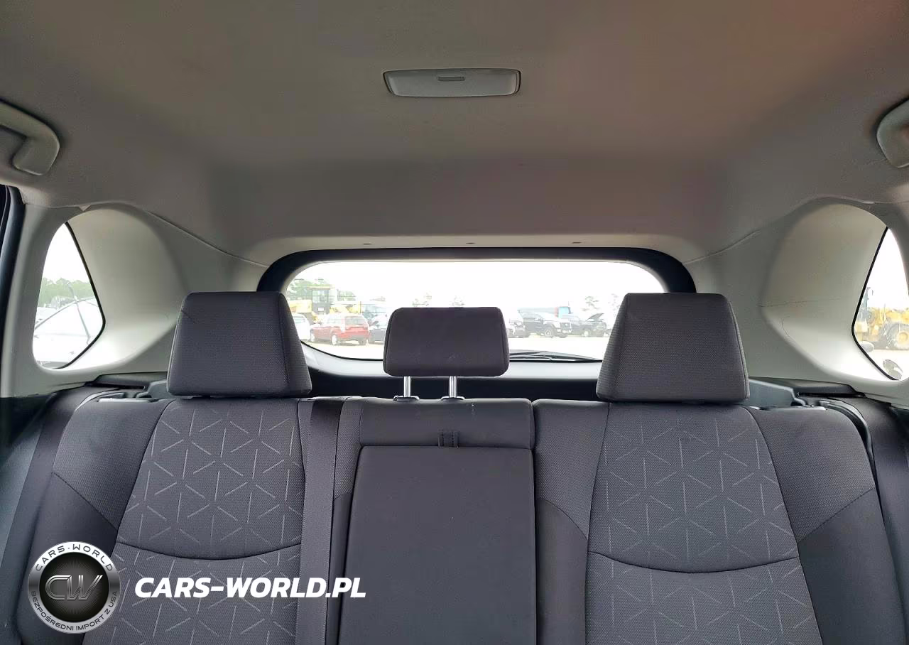 2025 Toyota Rav4 Hybrid Xle VIN:JTMRWRFVXSJ067179 - 10