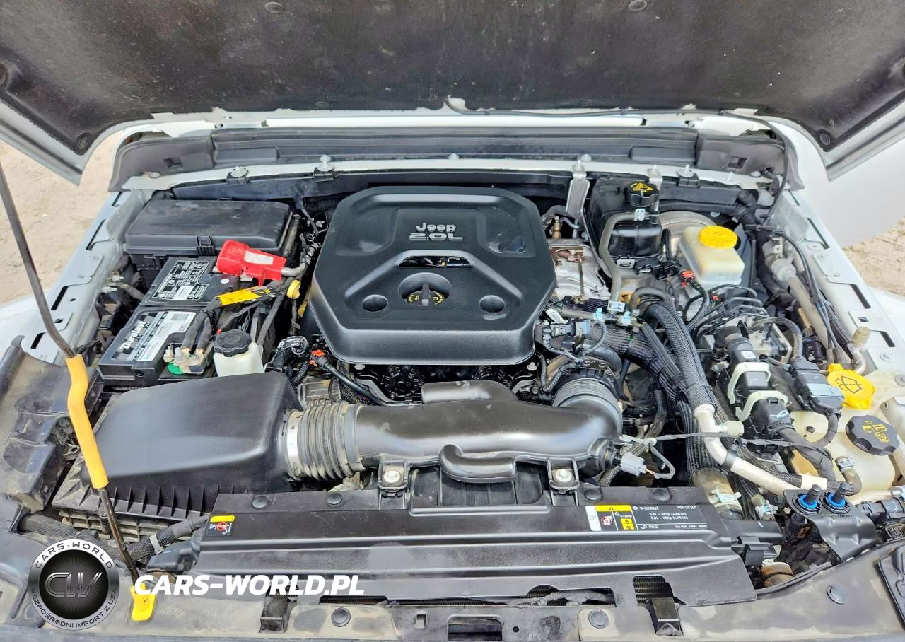 2021 Jeep Wrangler Unlimited Sahara VIN:1C4HJXEN8MW526134 - 11