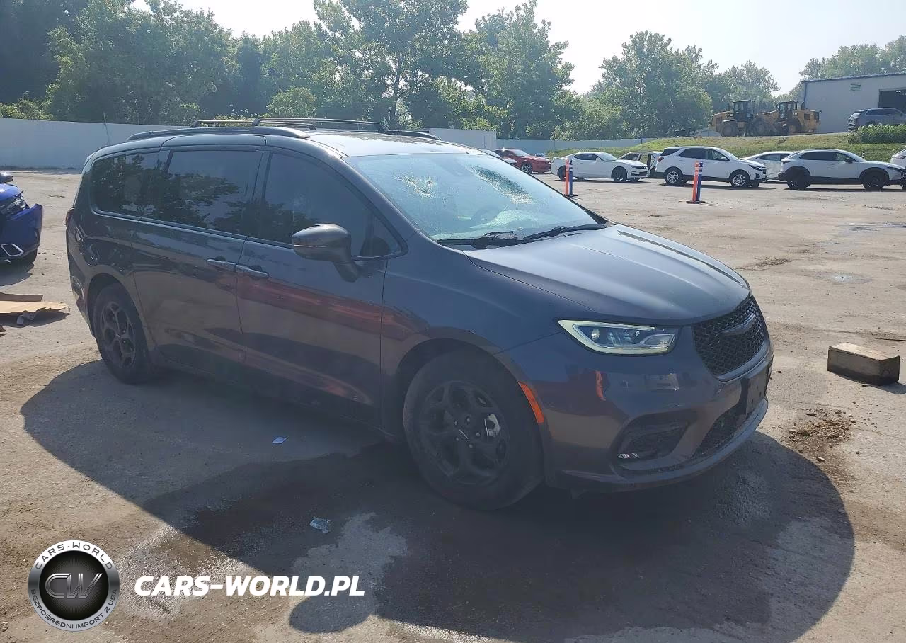 2021 Chrysler Pacifica Hybrid Limited VIN:2C4RC1S74MR590522 - 4
