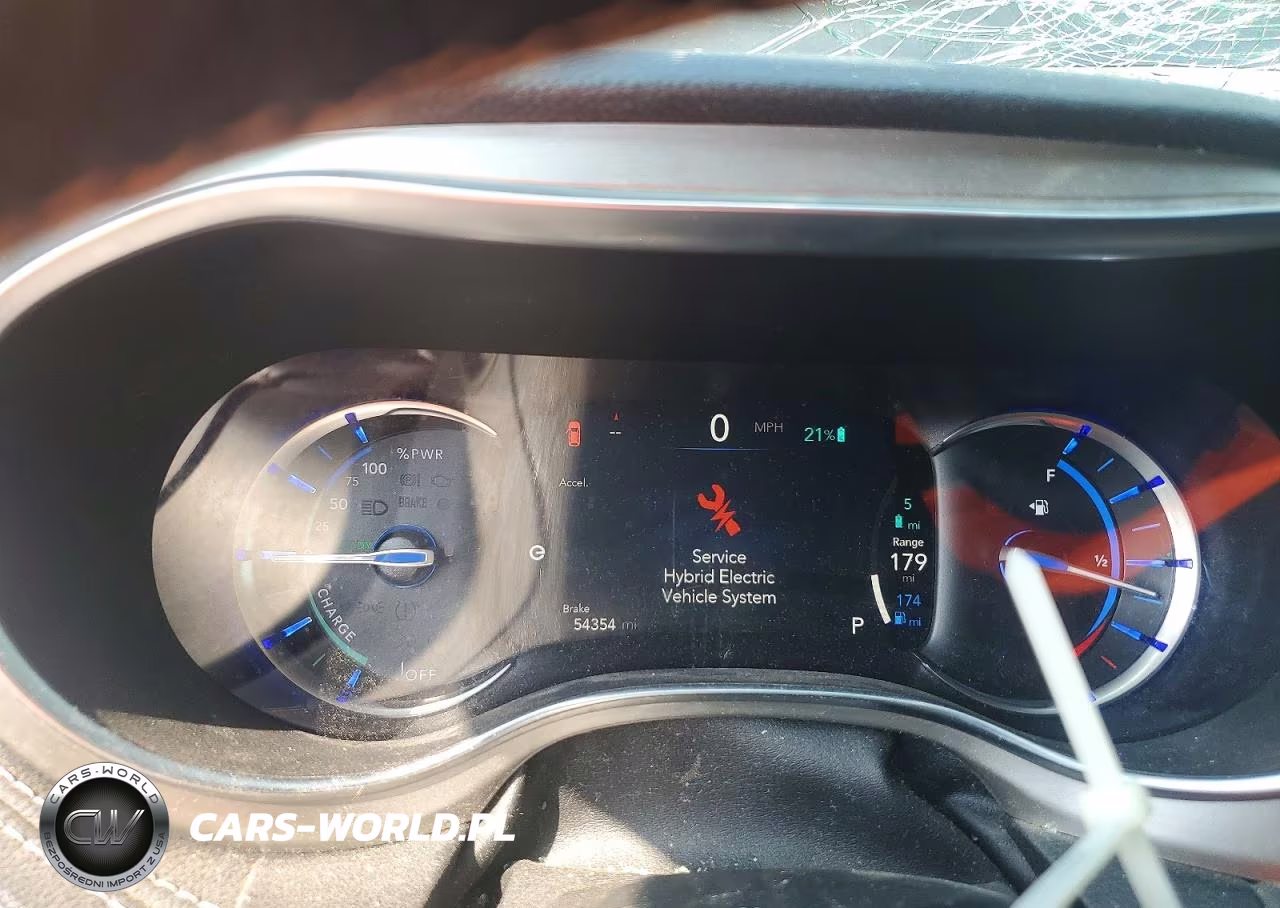 2021 Chrysler Pacifica Hybrid Limited VIN:2C4RC1S74MR590522 - 9