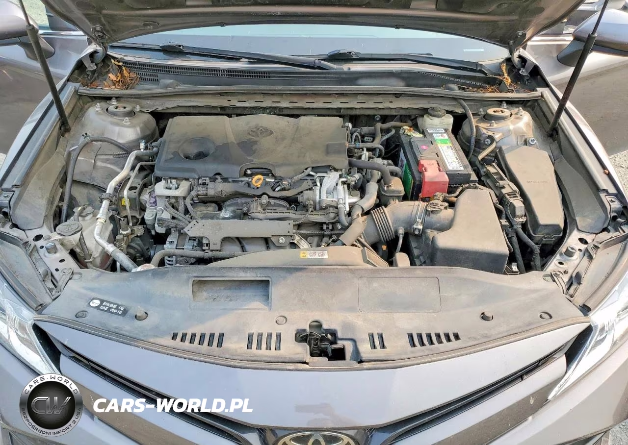 2018 Toyota Camry Le VIN:4T1B11HK0JU049660 - 11
