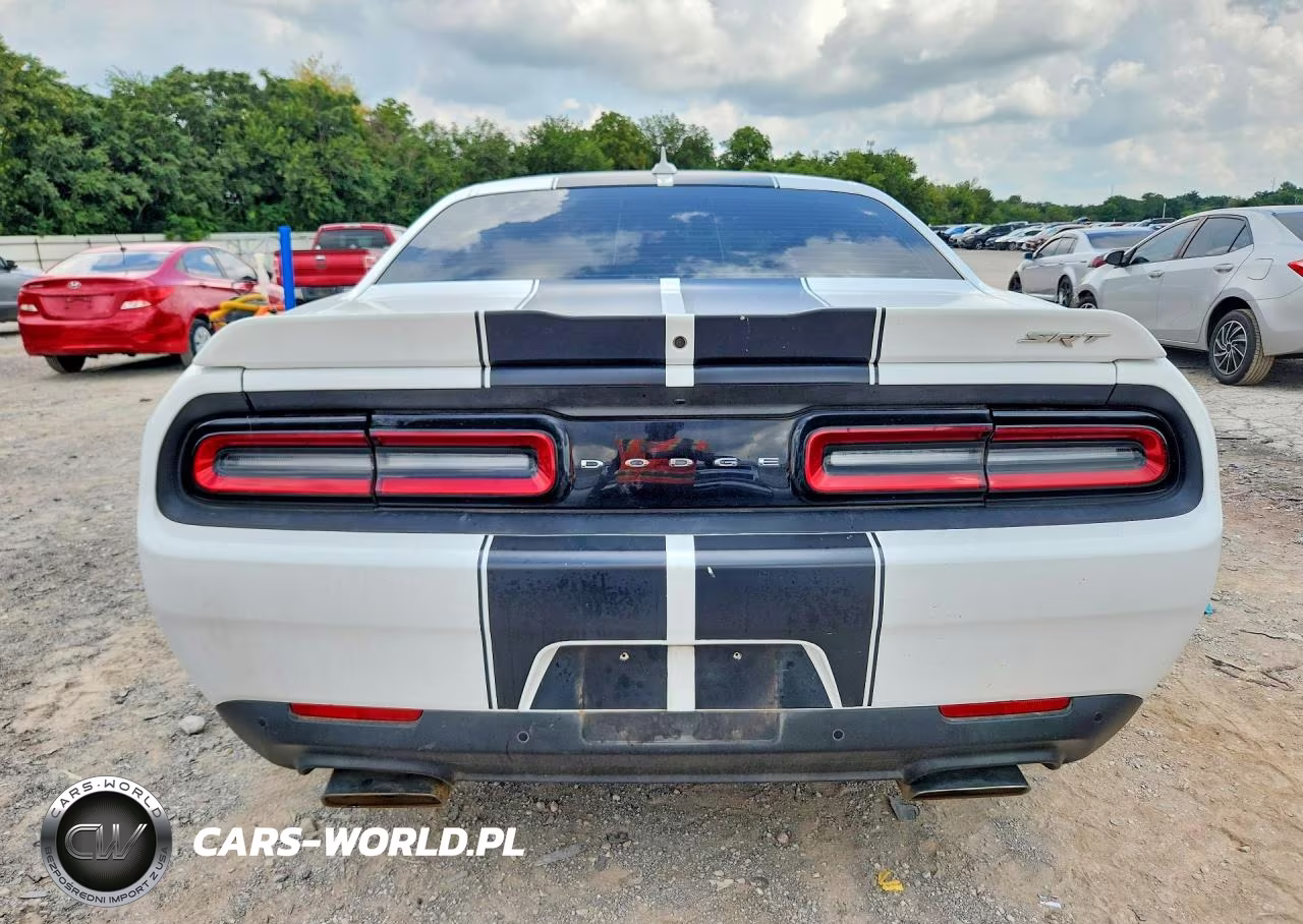 2015 Dodge Challenger Srt 392 VIN:2C3CDZDJ9FH798662 - 6