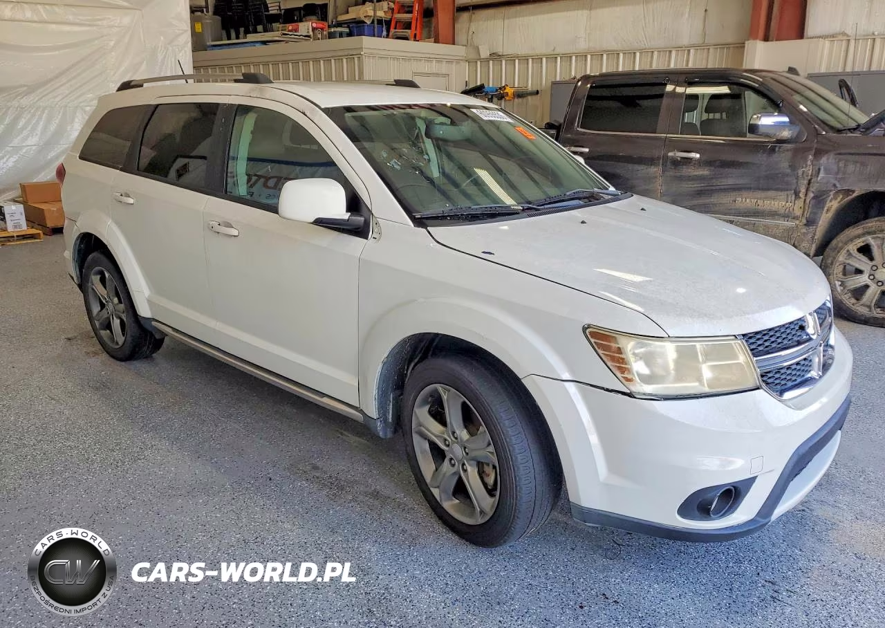 2017 Dodge Journey Crossroad VIN:3C4PDCGB8HT579166 - 4