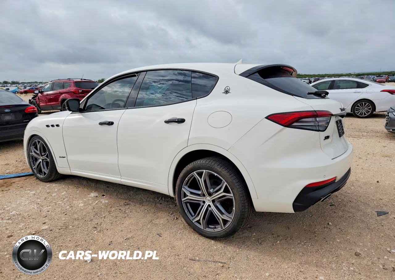 2021 Maserati Levante S VIN:ZN661YUAXMX359666 - 2