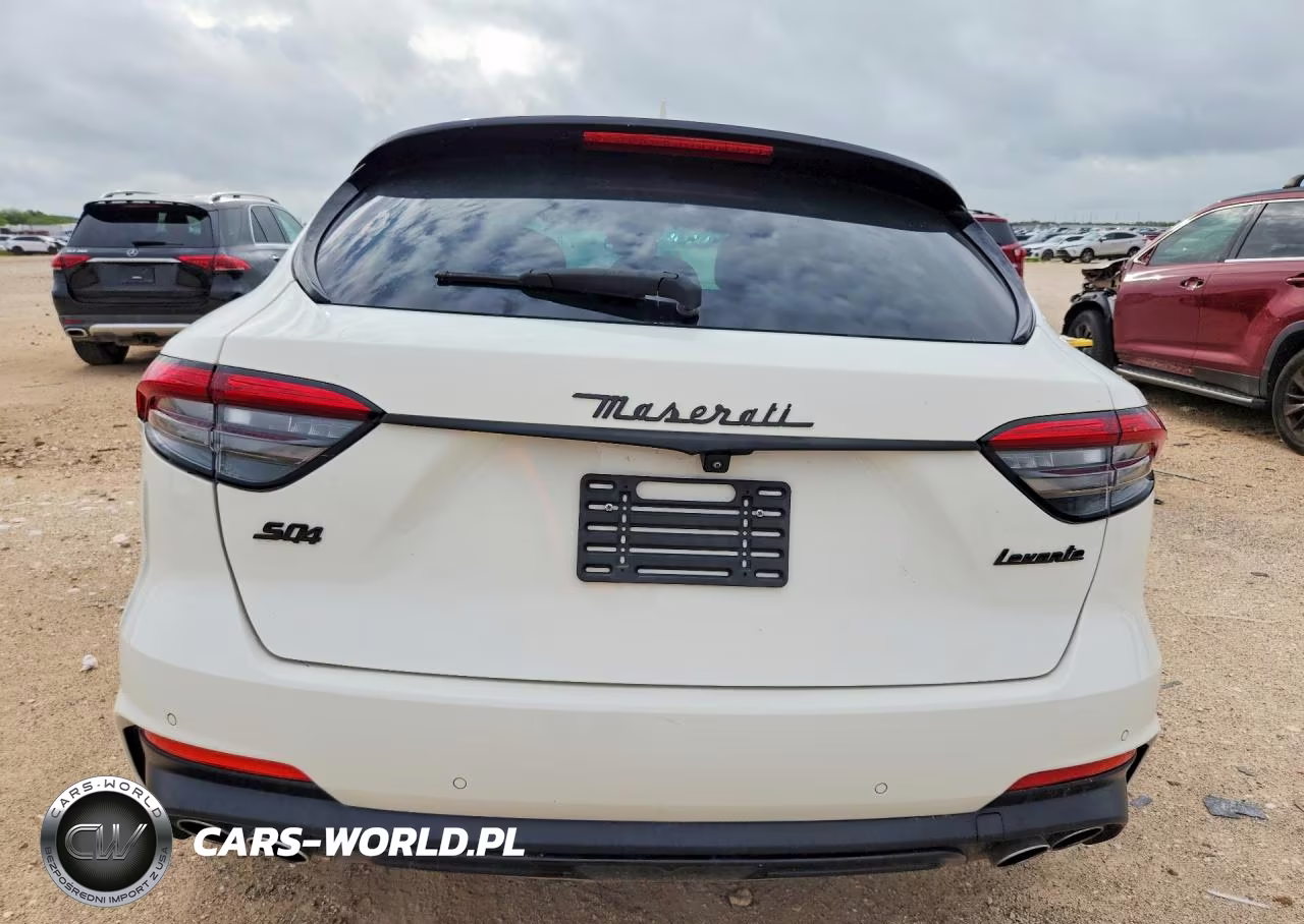 2021 Maserati Levante S VIN:ZN661YUAXMX359666 - 6