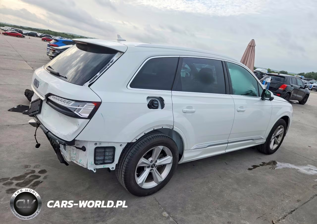 2025 Audi Q7 Premium VIN:WA1ACBF7XSD020922 - 3