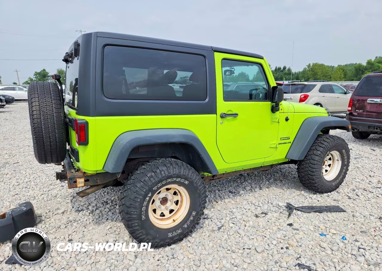2013 Jeep Wrangler Sport VIN:1C4AJWAGXDL503037 - 3