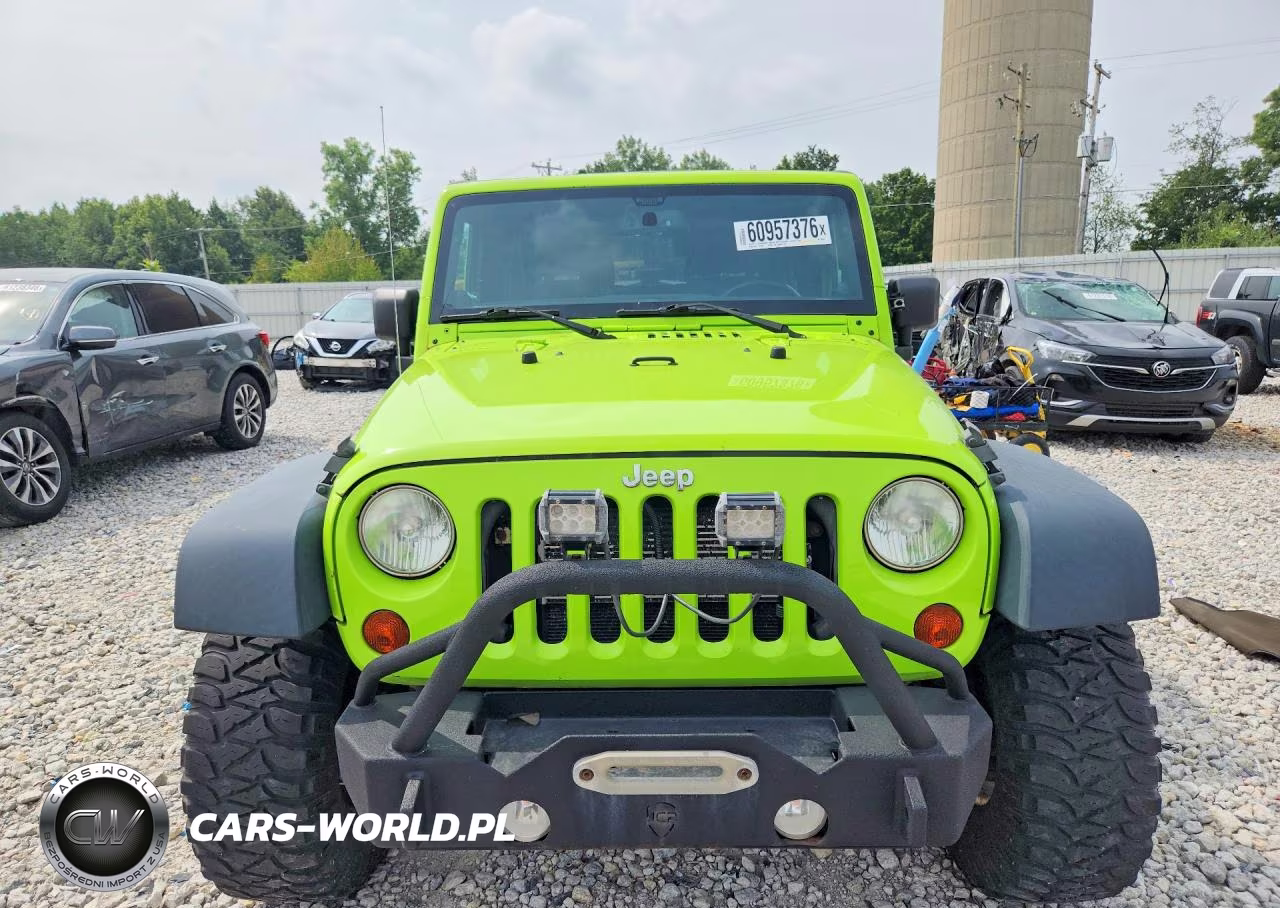 2013 Jeep Wrangler Sport VIN:1C4AJWAGXDL503037 - 5