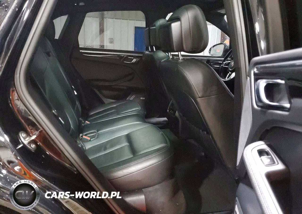 2018 Porsche Macan VIN:WP1AA2A57JLB22067 - 11