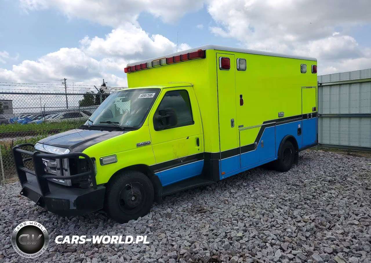 2009 Ford Econoline E450 Super Duty Cutaway Van