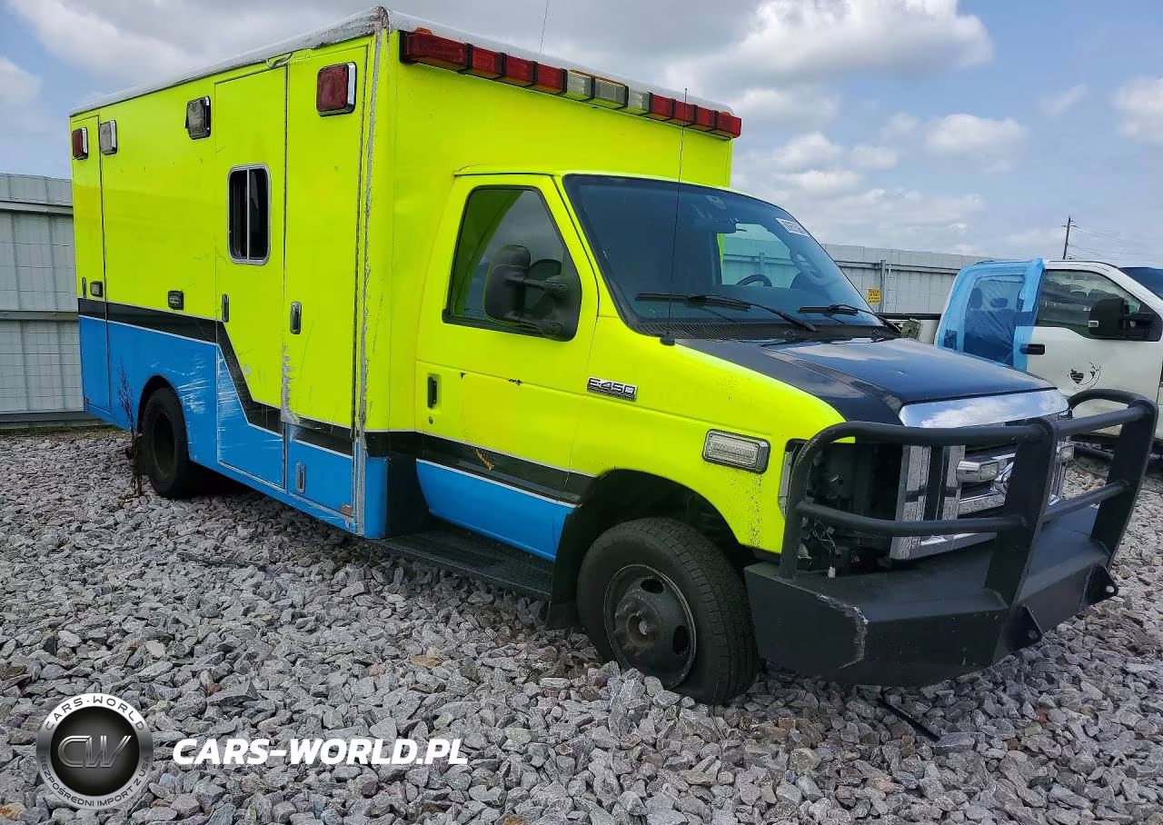 2009 Ford Econoline E450 Super Duty Cutaway Van VIN:1FDXE45P99DA18673 - 4