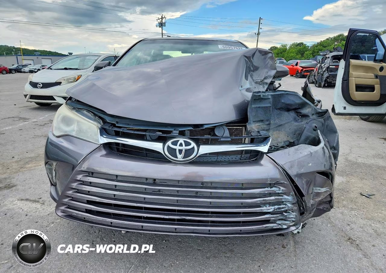 2017 Toyota Camry Le VIN:4T1BF1FK1HU811361 - 5