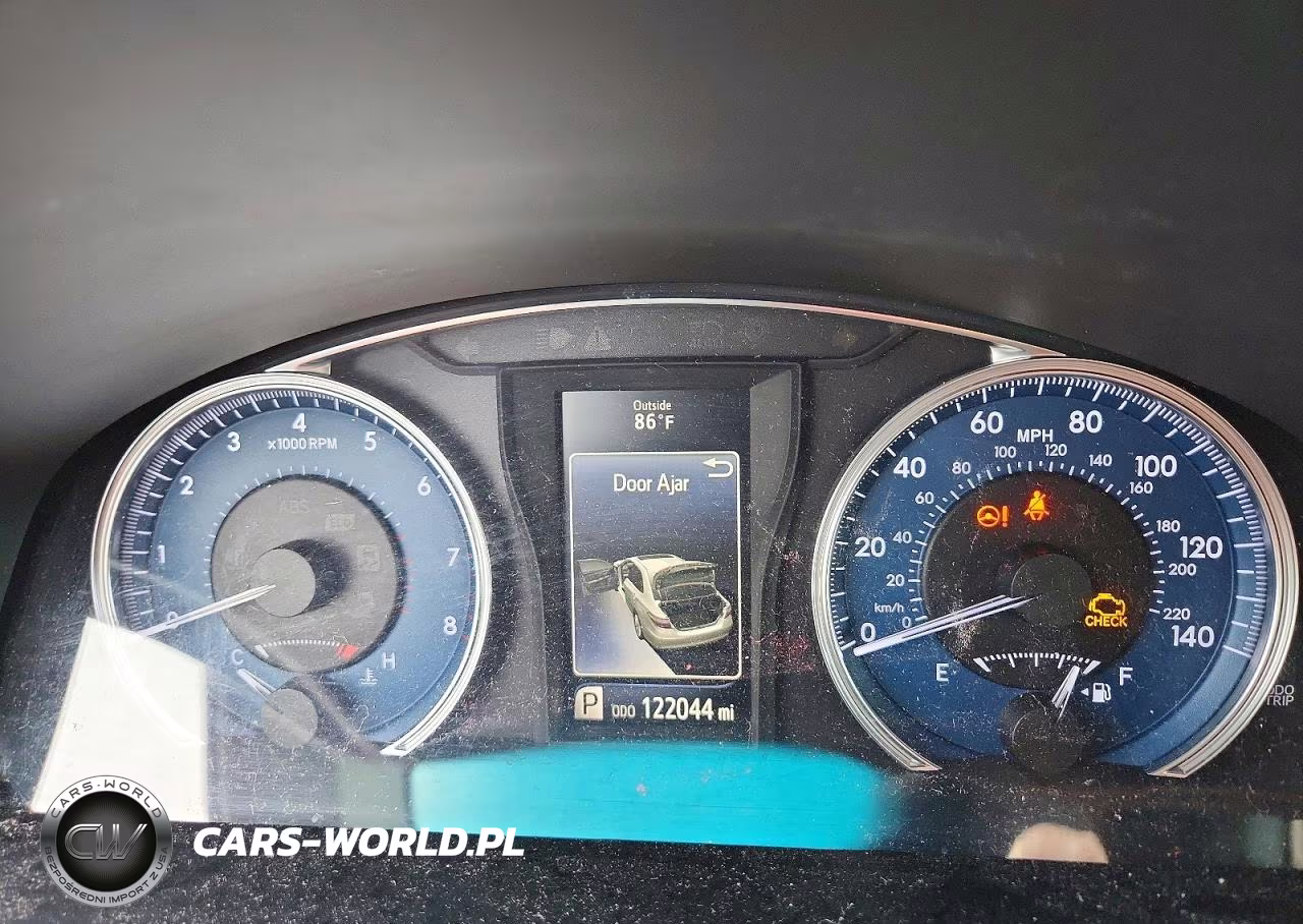 2017 Toyota Camry Le VIN:4T1BF1FK1HU811361 - 9