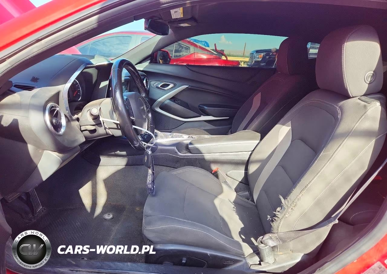 2018 Chevrolet Camaro Lt VIN:1G1FB1RS8J0102736 - 7