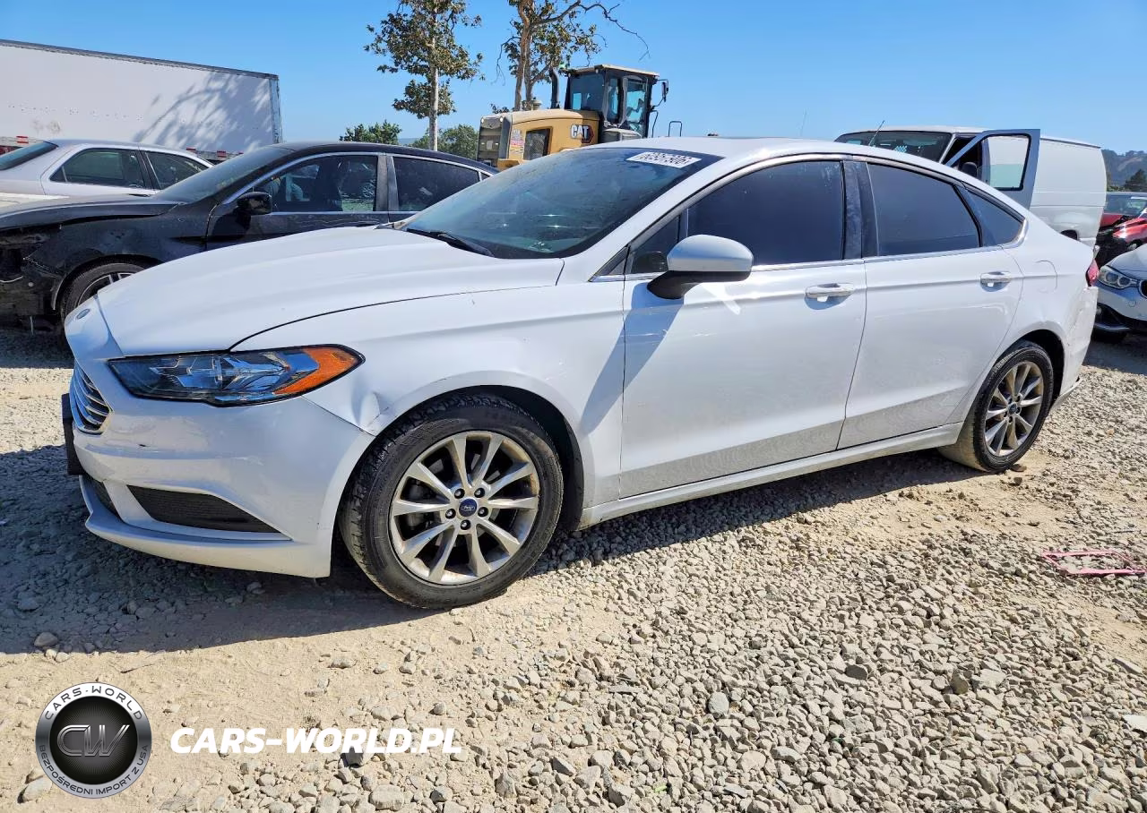 2017 Ford Fusion Se – zdjęcie 1 z 12