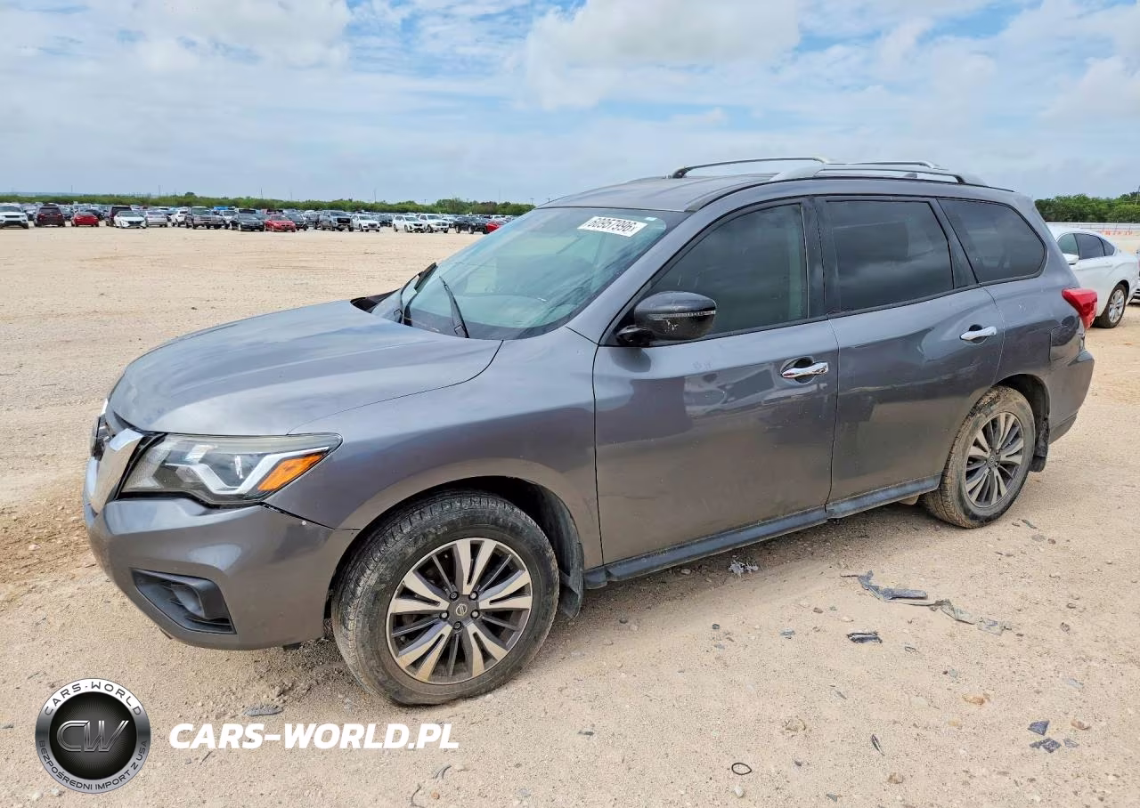 2020 Nissan Pathfinder S