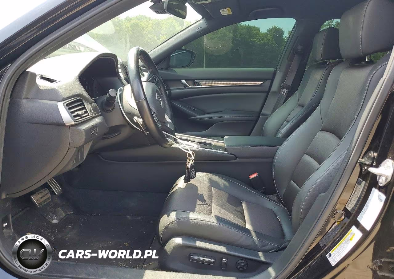 2022 Honda Accord Sport VIN:1HGCV1F31NA070633 - 7